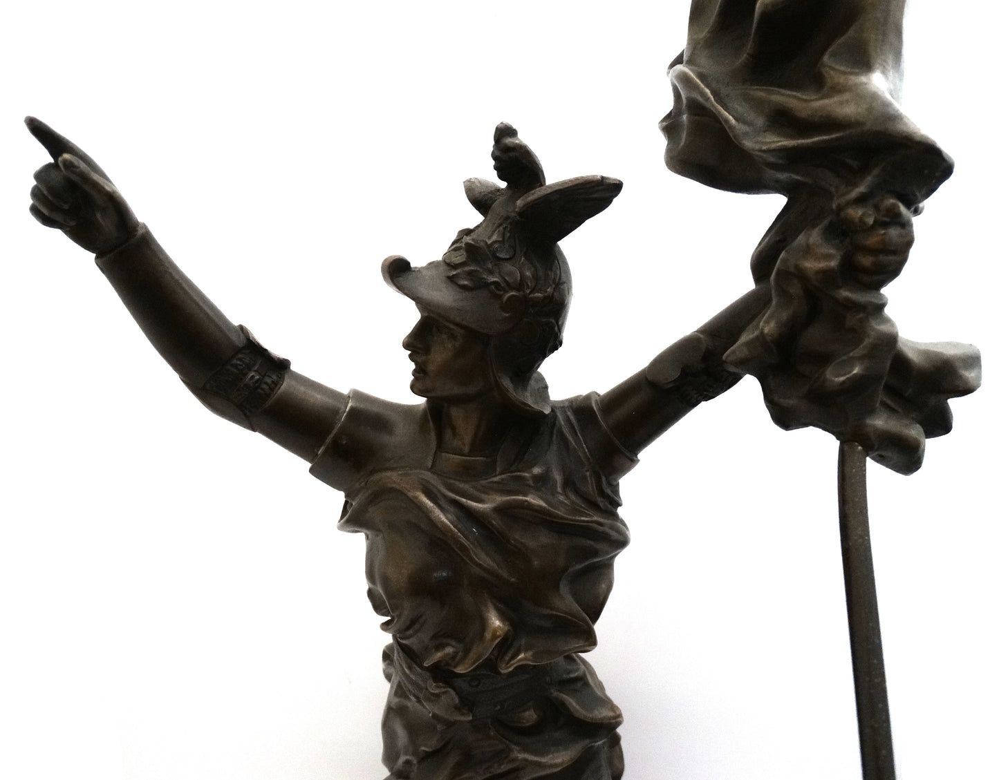 Allégorie « Victoire sur la Prusse » sculpture bronze Emmanuel Hannaux.
Zoom buste, tête et bras.
