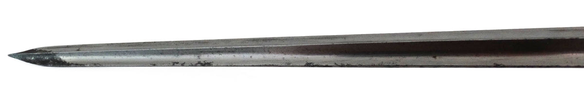 Baïonnette à Douille Modèle 1822 • Arme Réglementaire XIXᵉ Siècle – Collection Militaria.
Zoom sur pointe du dessous