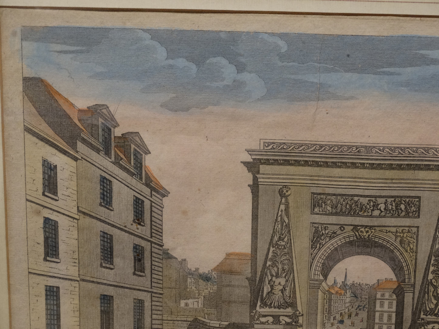 Estampe ancienne : « Vue d’optique représentant la Porte Saint-Denis sortant de Paris » zoom haut gauche.