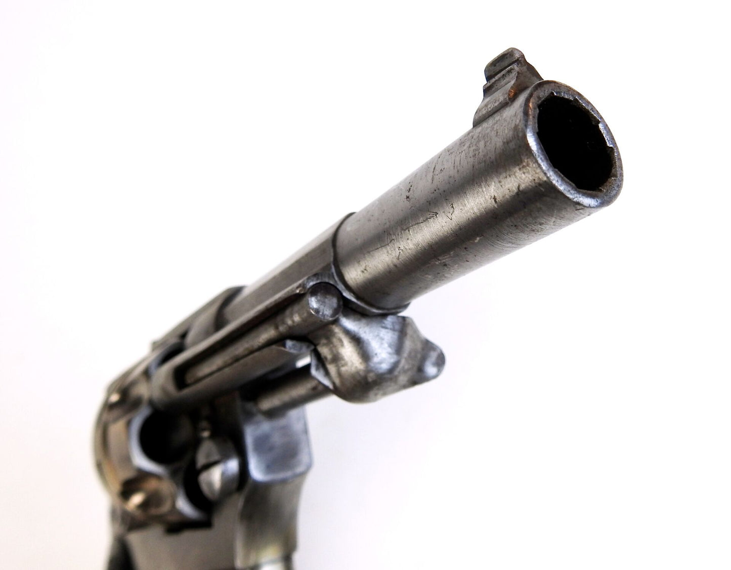 Revolver Chamelot-Delvigne modèle 1874 civil - calibre 11 mm73 - Arme ancienne. Canon et belles rayures profondes.
