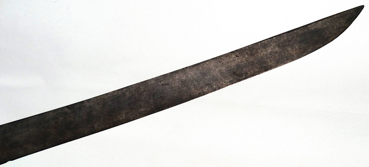 Sabre briquet d’infanterie modèle 1767 | Ancien Régime.
Zoom sur pointe face B
