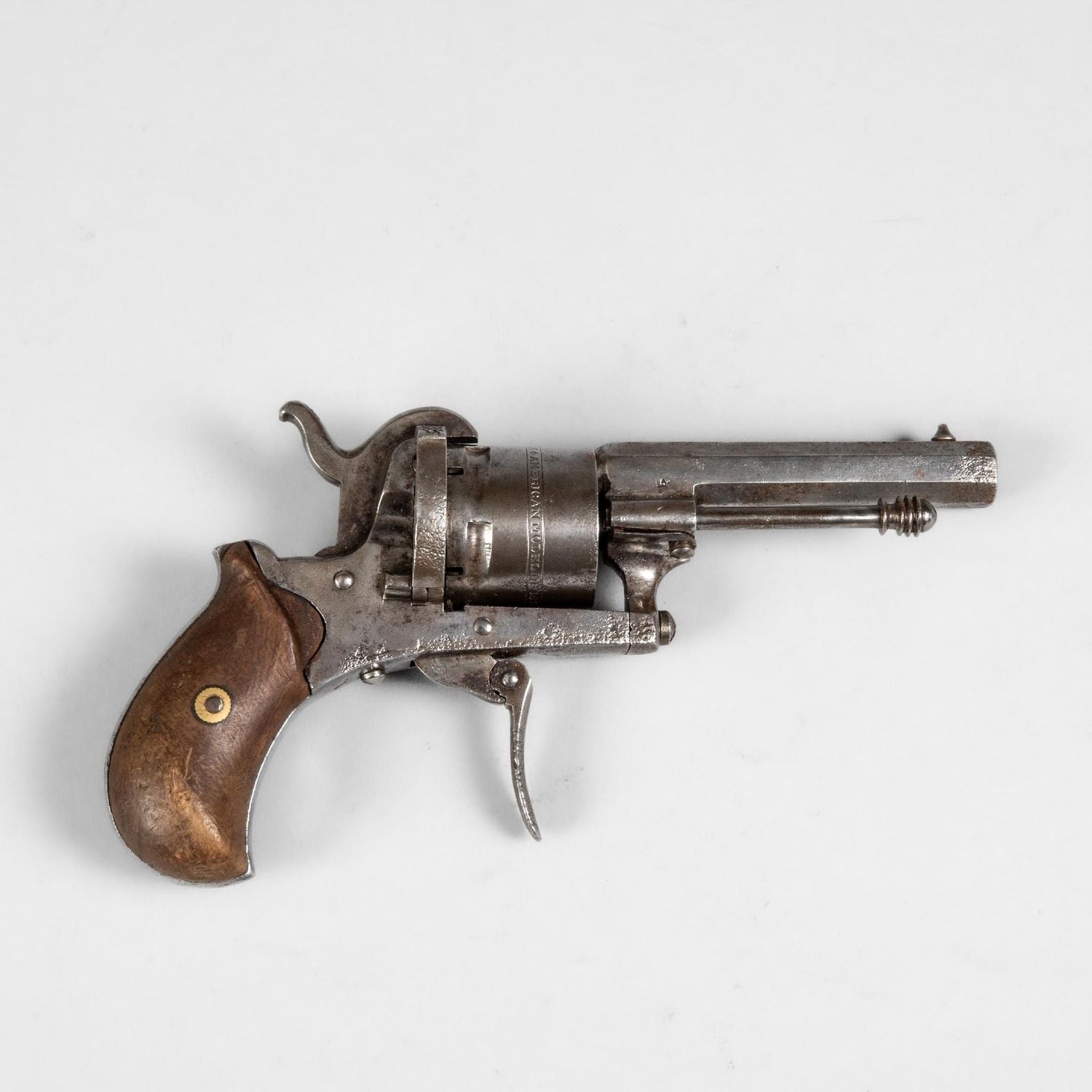 Pistolet à broche