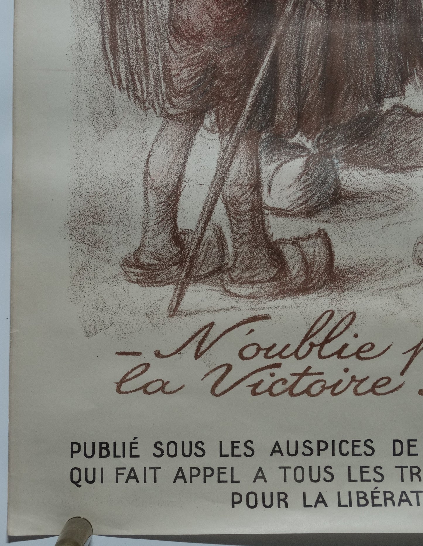 Affiche WW1 Poulbot originale – Devambez – Affiche patriotique française Première Guerre mondiale.
Zoom coin bas gauche.