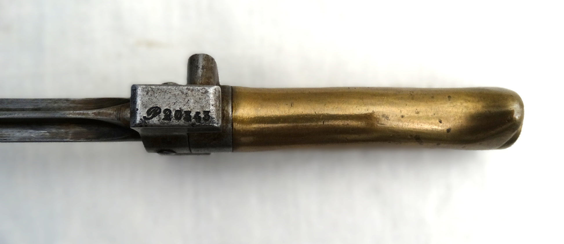 Baionnette_Lebel_M1886_M93_Quillon_coupe_Lame_complete poignée et marquage réglementaire