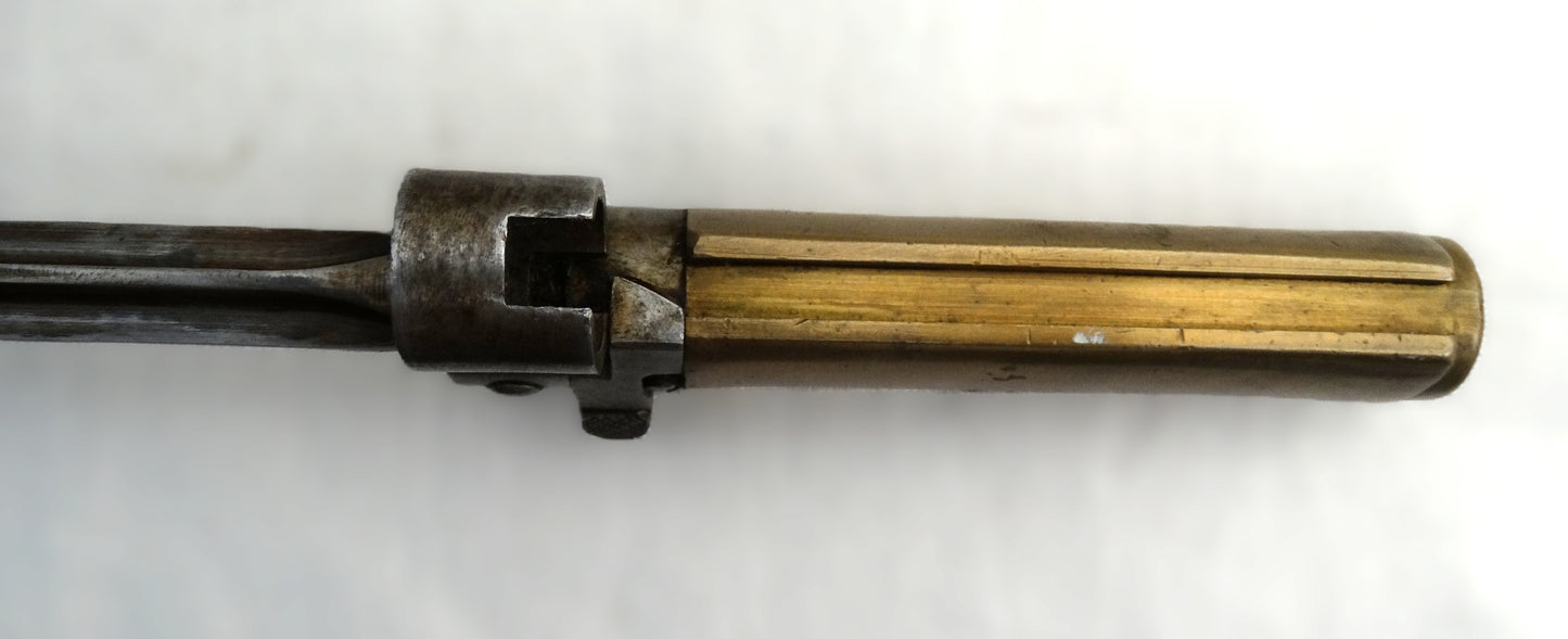 Baïonnette Lebel « Rosalie » – Modèle 1886-15 de transition sans quillon –Manche vue rail de fixation au fusil