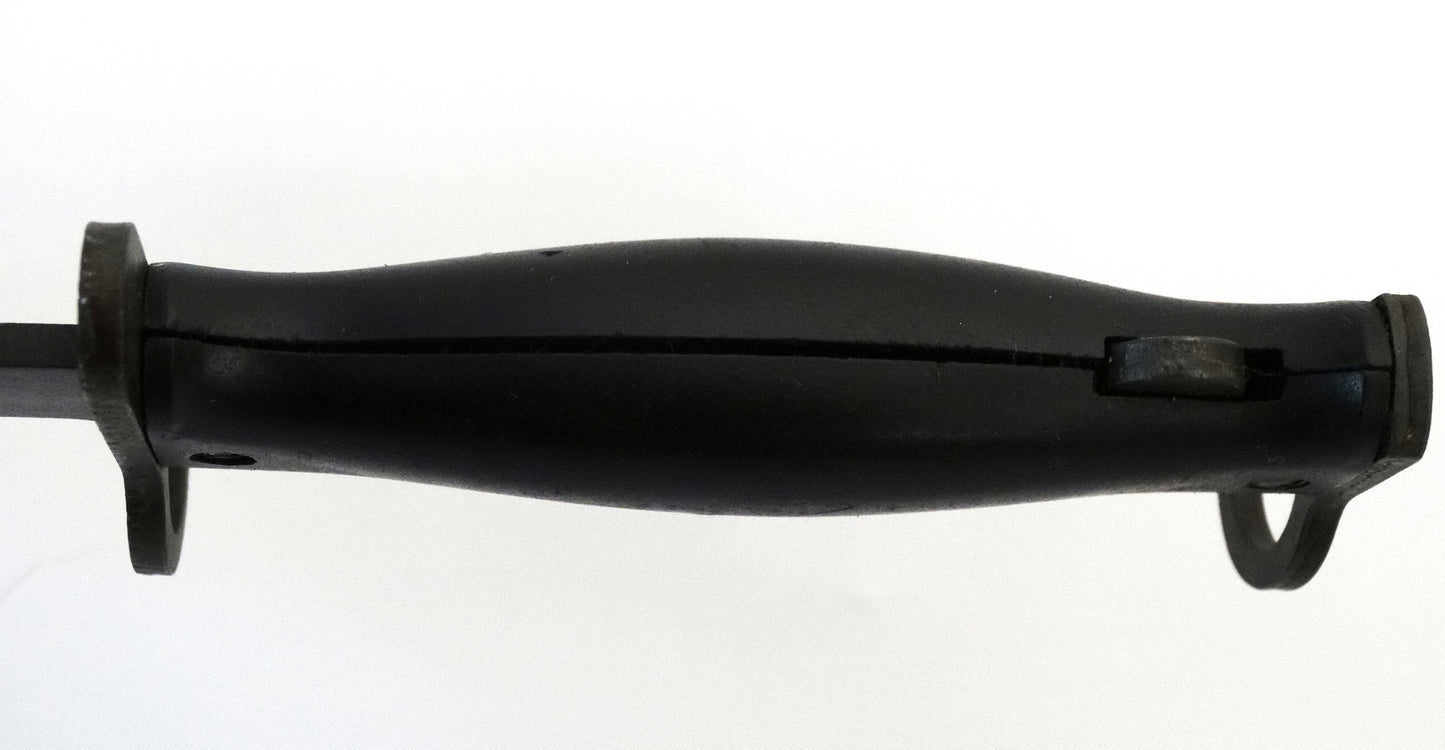 Baïonnette MAS 49/56 2e Type – Originale Française .
Zoom sur poignée face B