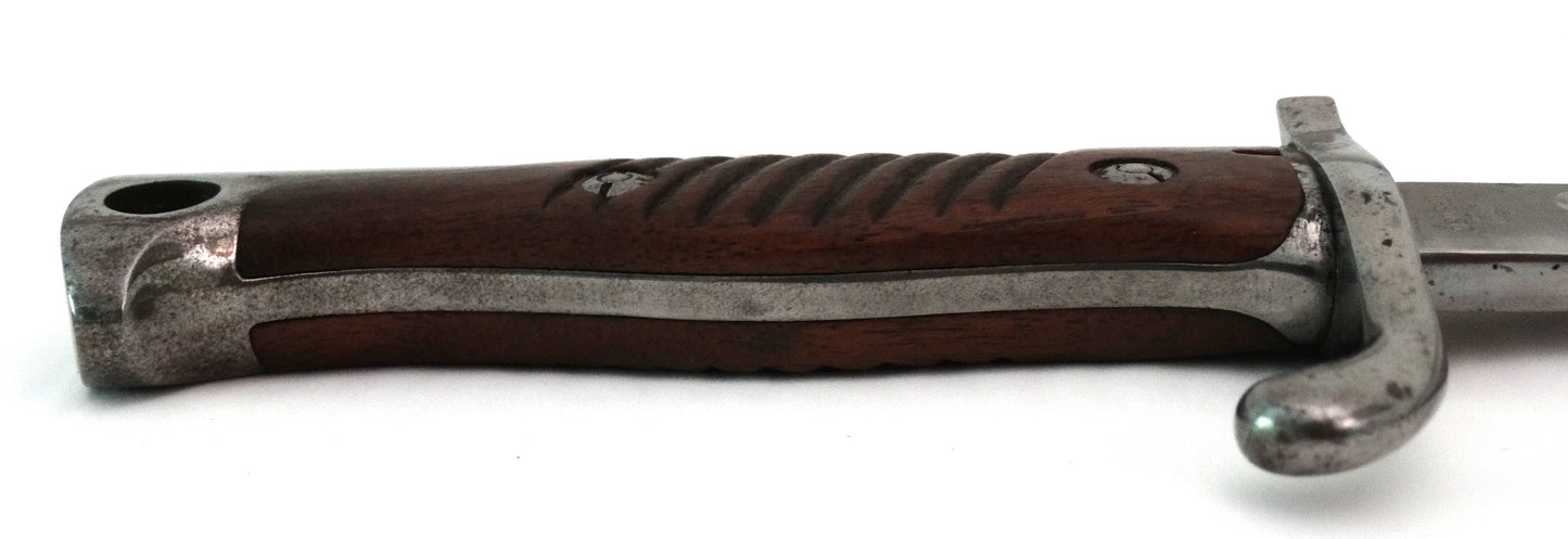 Baïonnette S98/05 a.A.S. Erfurt W09 à Dents de Scie | Fourreau Cuir Régimenté WW1.
Zoom sur manche face D