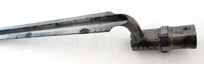  Baïonnette à Douille Modèle 1822 • Arme Réglementaire XIXᵉ Siècle – Collection Militaria.
Zoom sur et dessous de lame