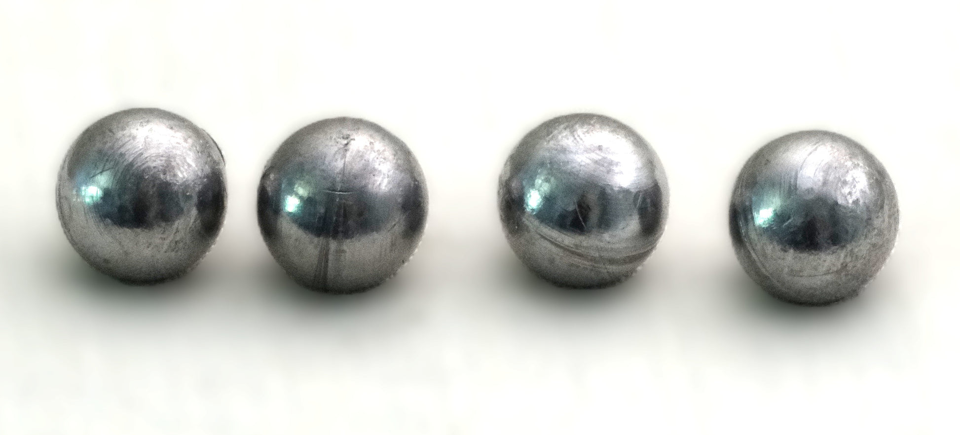 Balles plomb calibre .69 pour poudre noire. Calibre réglementaire Français.
