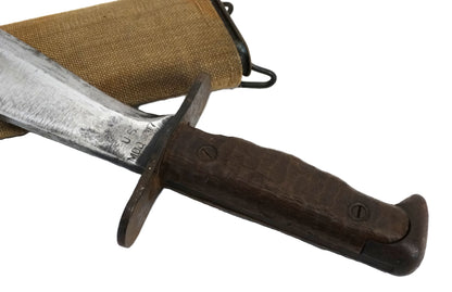 Bolo US Model 1917 PLUMB PHILA 1918 | Couteau de tranchée WWI.
Zoom manche coté droit.