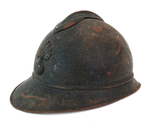 Casque Adrian Mle 1915 Infanterie Bleu Horizon – Original WW1 Français.
Vue intégrale 3/4 face.
