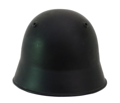  Casque Suisse Modèle 1840 – Coque Acier Noire.
Vue intégrale de dos.