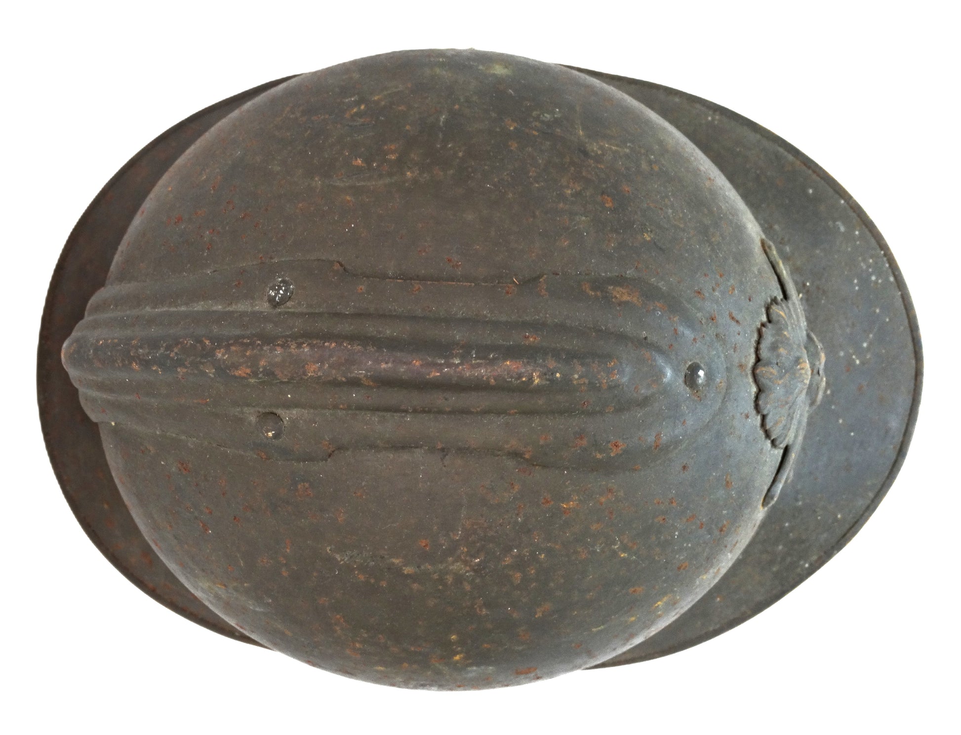 Casque d’artillerie français Modèle 1915, peint en kaki, avec coiffe et jugulaire cuir, gravure Rivière 31.  Vu du dessus.
