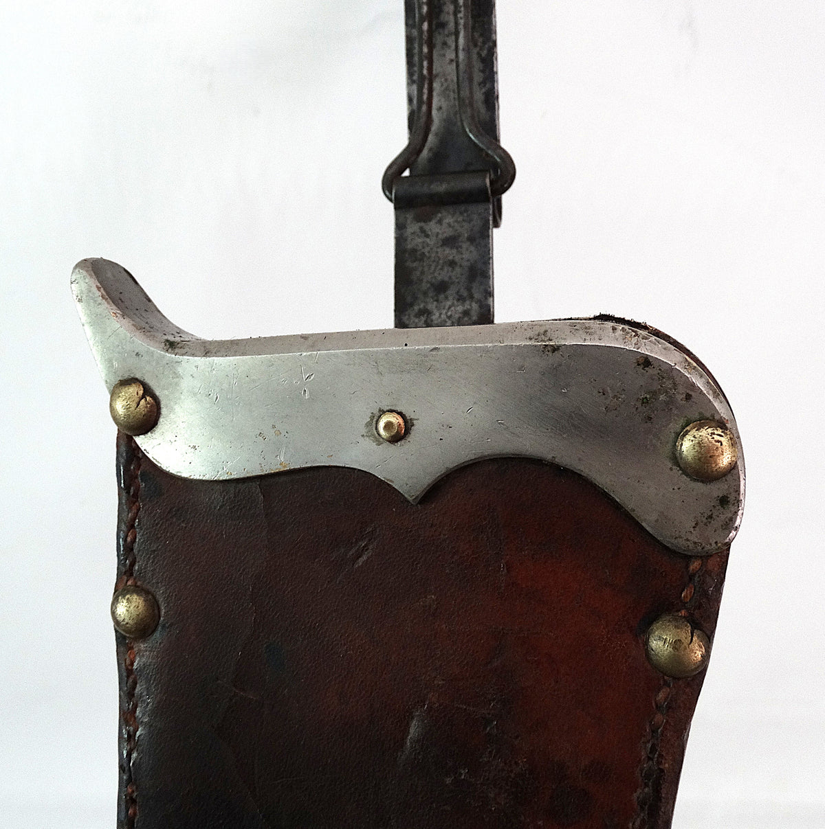 Couteau Hospital Corps M1905 | Springfield Armory USA.
Zoom sur garniture face A