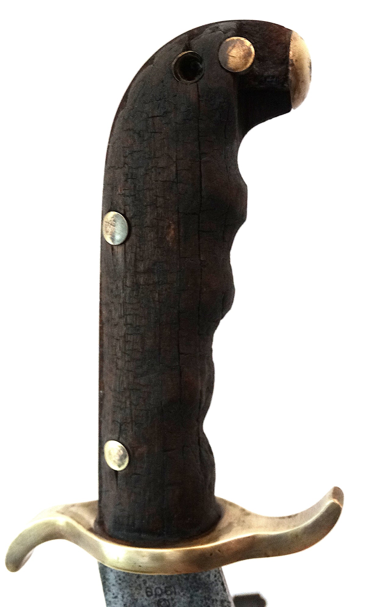 Couteau Hospital Corps M1905 | Springfield Armory USA.
Zoom sur poignée face A
