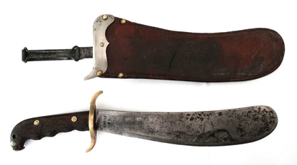 Couteau Hospital Corps M1905 | Springfield Armory USA.
Vue intégrale hors fourreau face A
