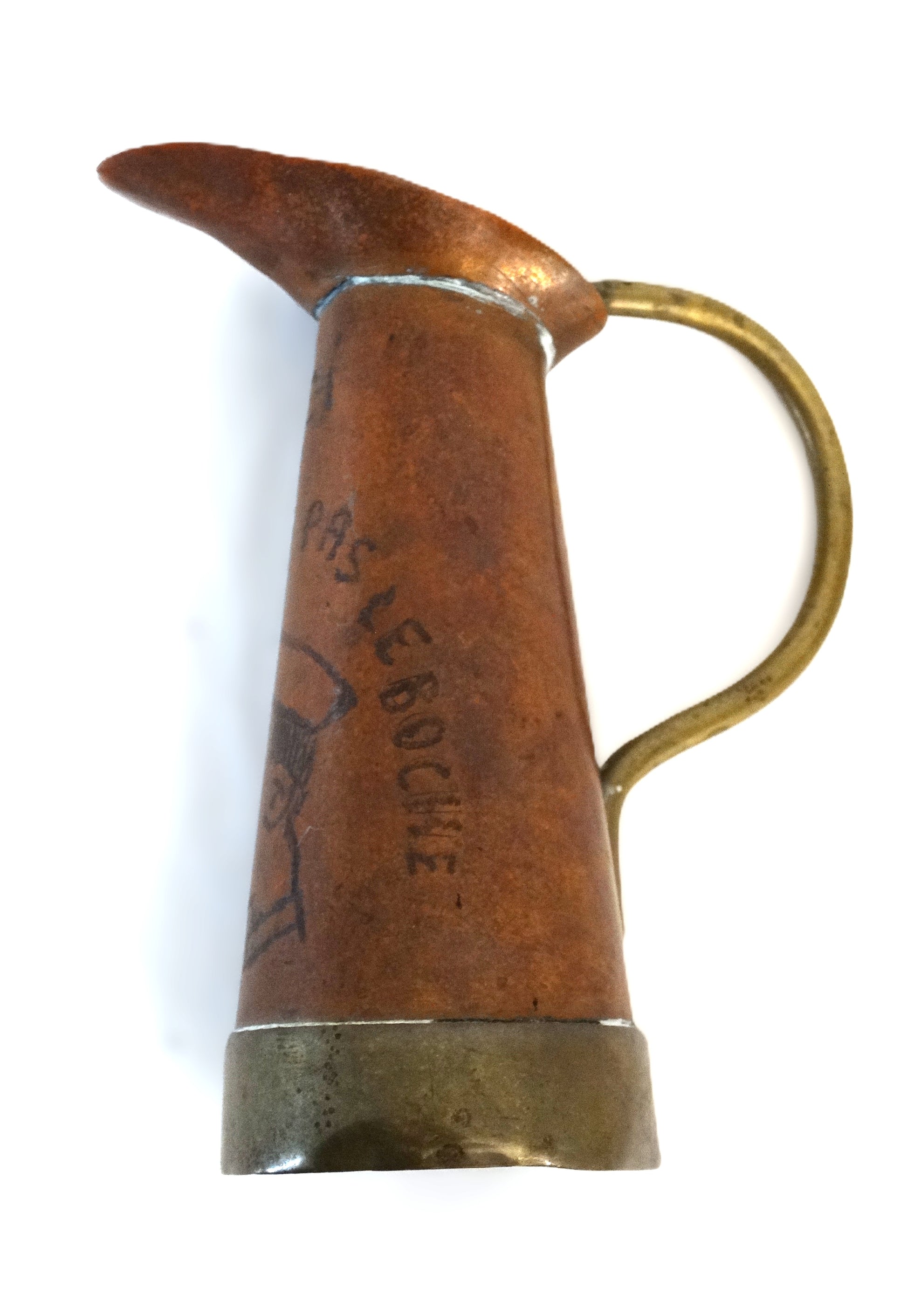 Cruche Artisanat de Tranchée WW1 – “Ici on sert pas le Boche” – Vue  coté gauche.