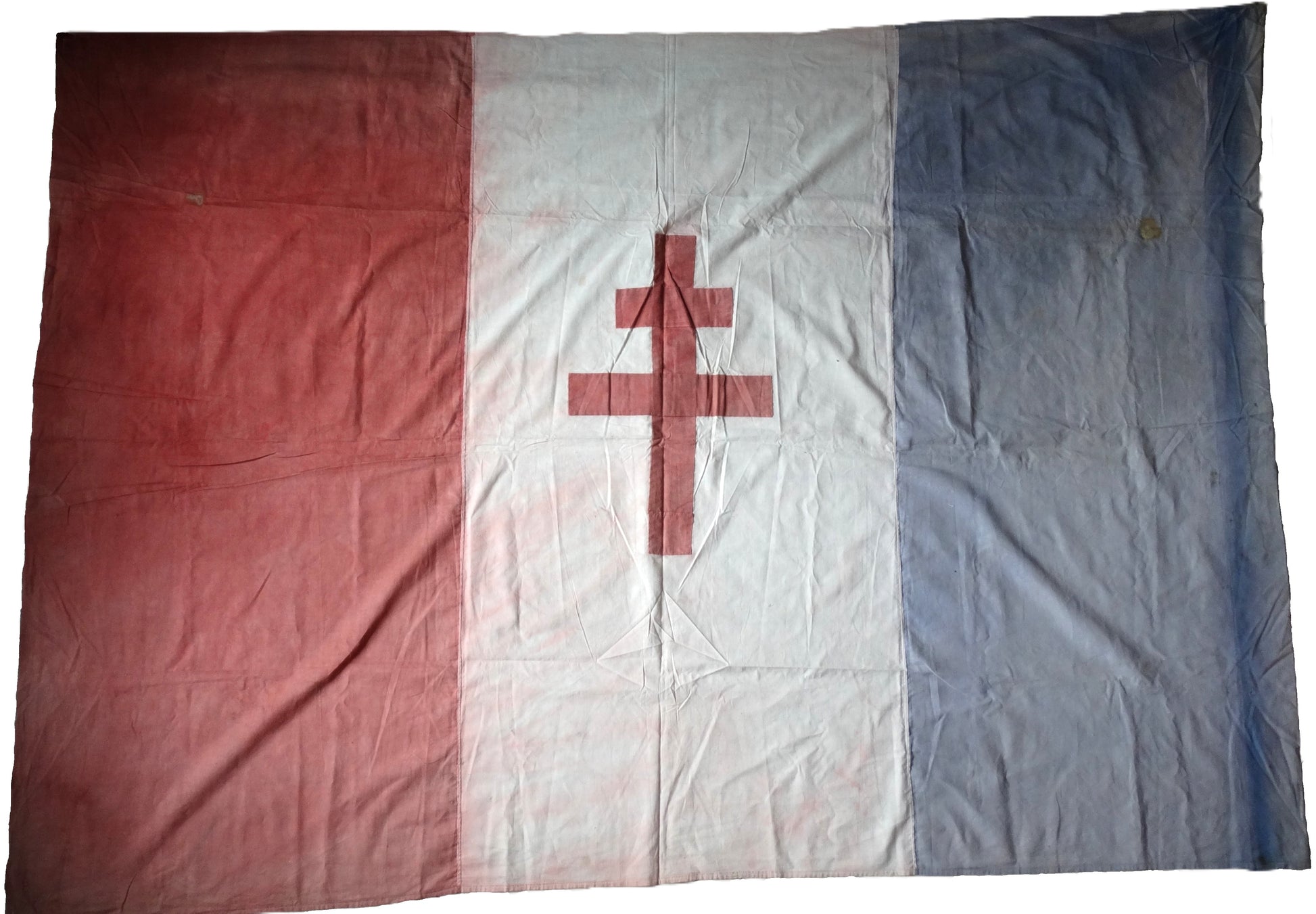 Drapeau France Libre tricolore – Croix de Lorraine cousue 195×135 cm .
Vue intégrale coté verso.