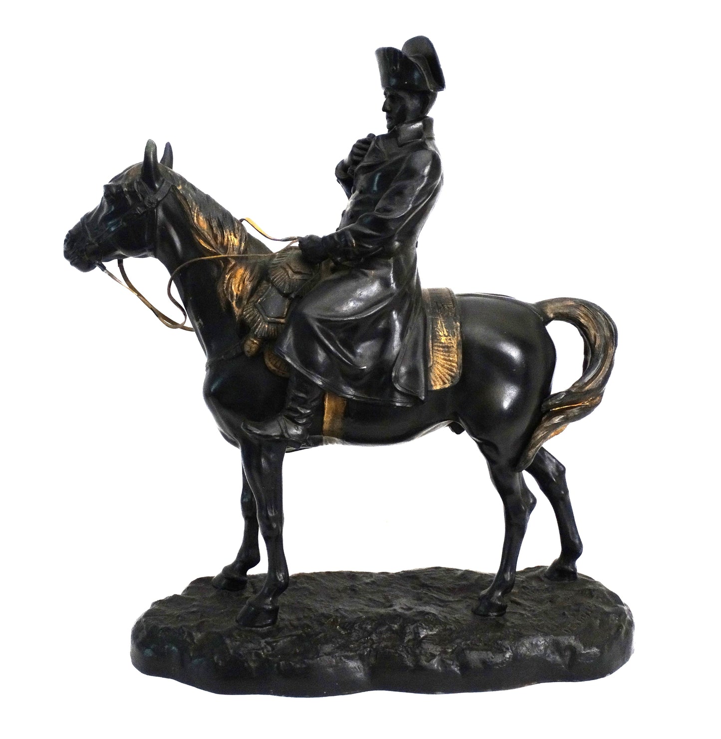 FRANCE. Napoléon à cheval – d’après Demange. Vue de plein pied coté gauche.