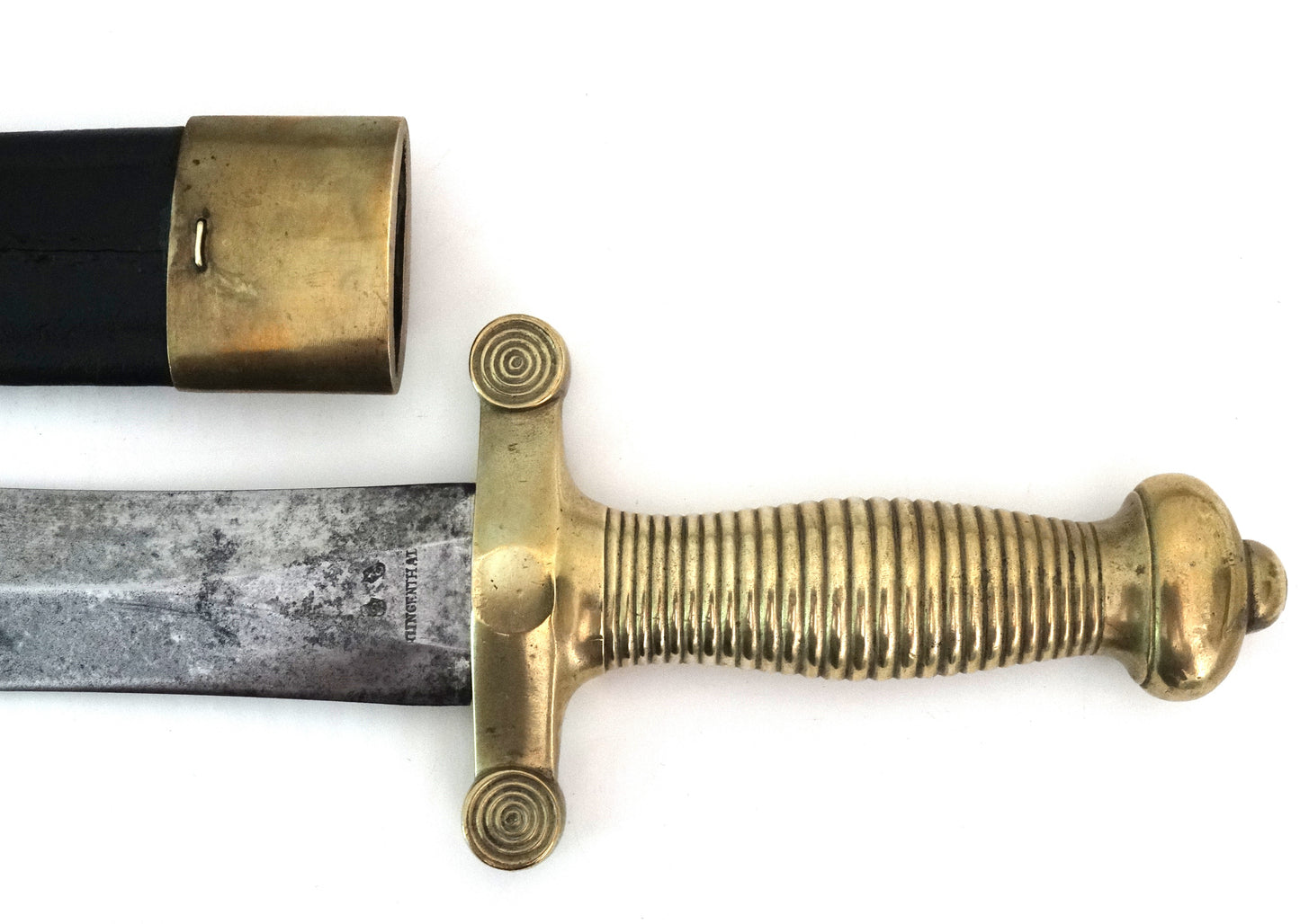 Glaive d’Infanterie Modèle 1831 - Lame Klingenthal Coulaux Frères & Fourreau.
Zoom sur manche face B.