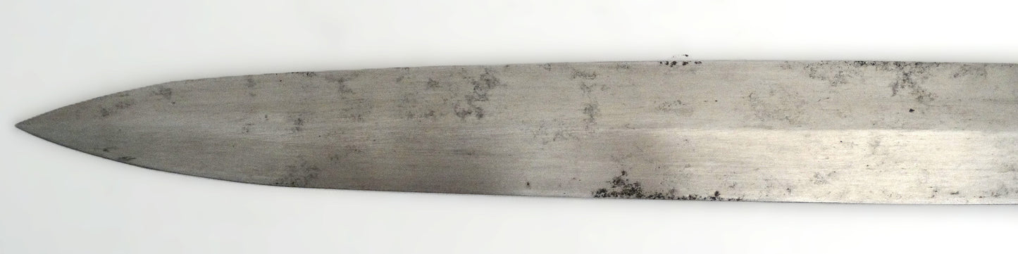 Glaive d’infanterie modèle 1831 – Arme de collection française authentique.
Zoom sur pointe de lame.