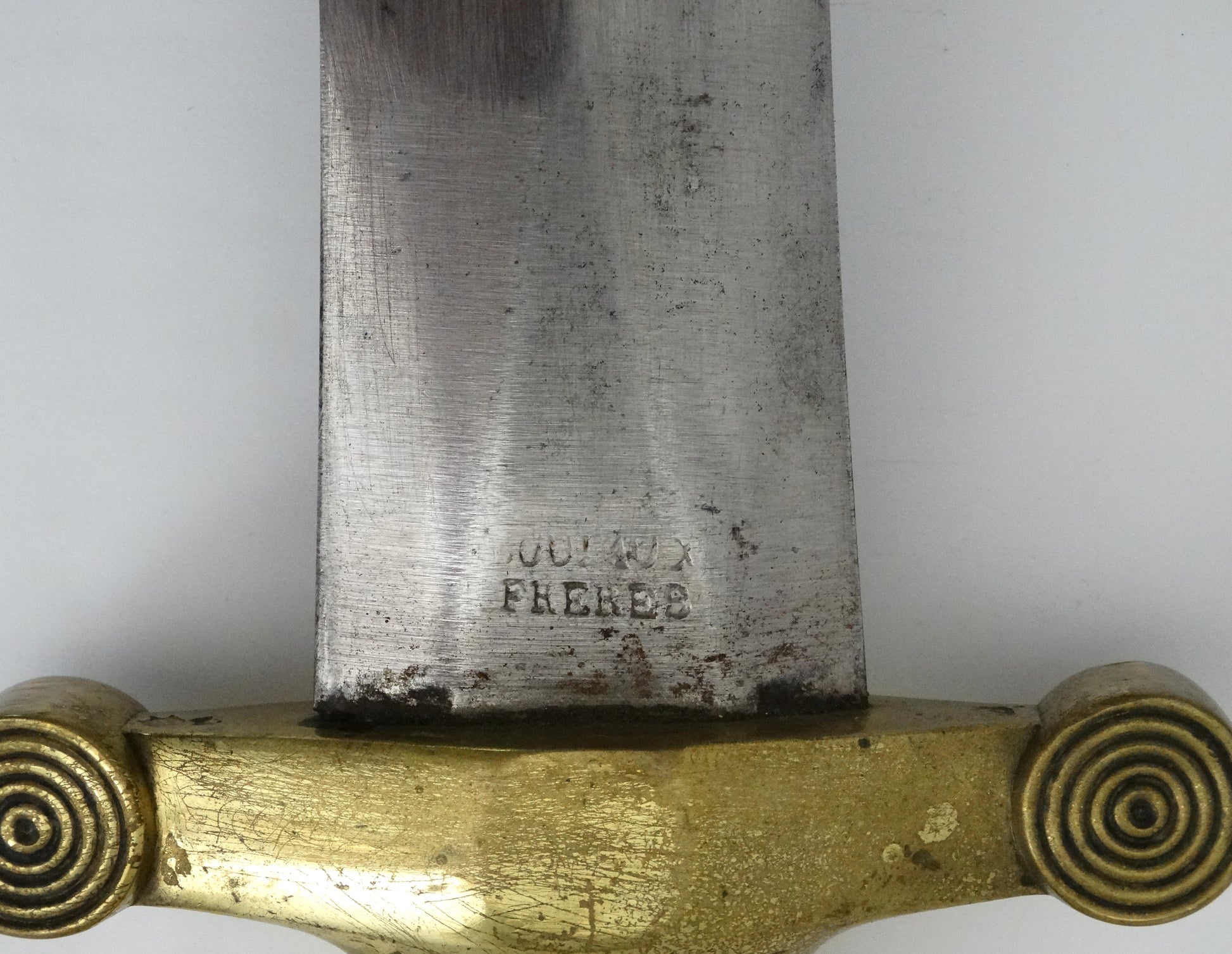 Glaive d’infanterie modèle 1831 – Arme de collection française authentique.
Zoom marquage de lame 'Couleaux Freres.
