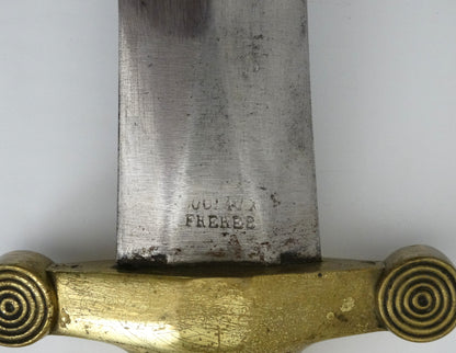 Glaive d’infanterie modèle 1831 – Arme de collection française authentique.
Zoom marquage de lame 'Couleaux Freres.