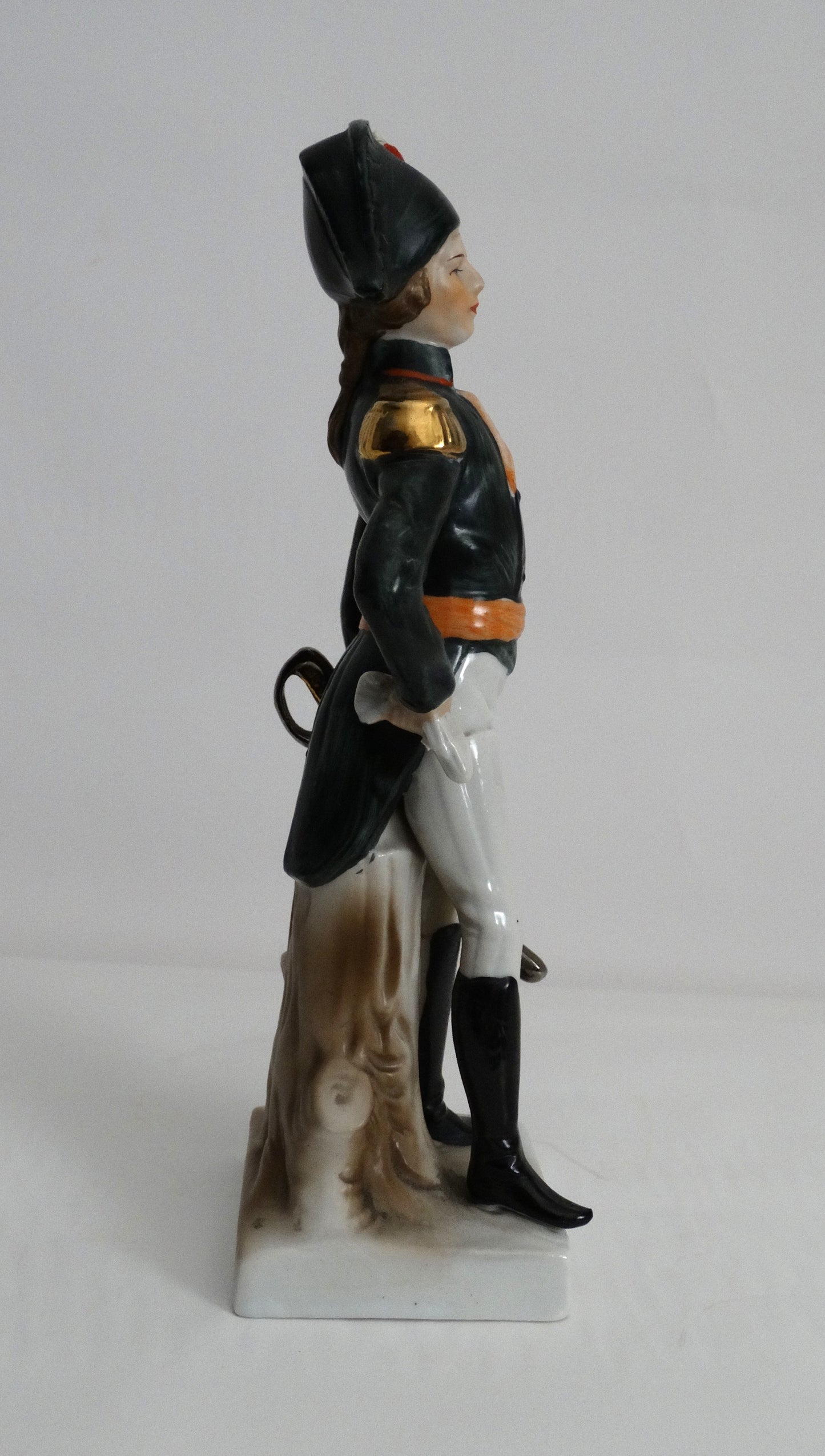 Maréchal de l’Empire, vue intégrale de droite.