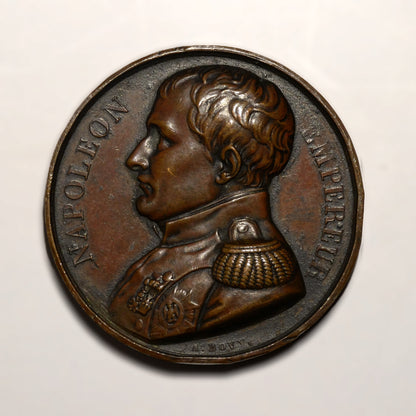 Médaille du mémorial de St-Hélène - Napoléon Ier. Vue de face. signée BOVY.