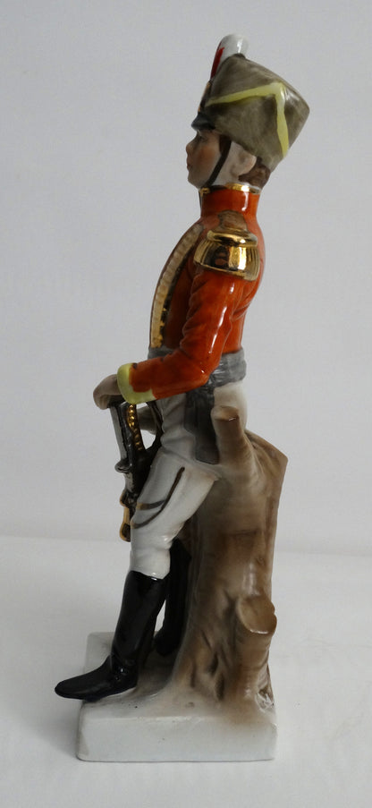 Officier de Hussards, vue intégrale coté gauche.