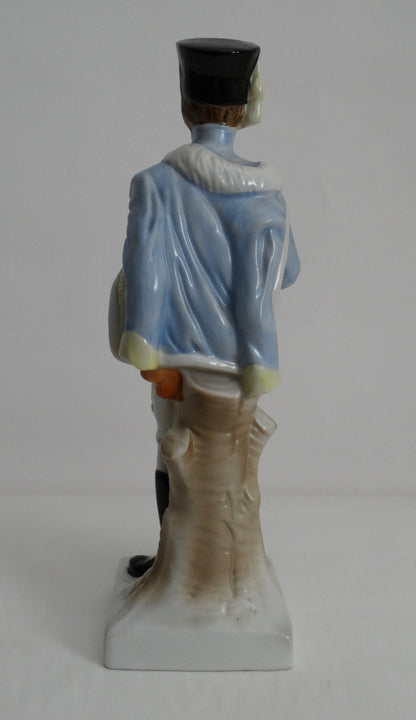 Officier des Chasseurs, vue intégrale de dos.