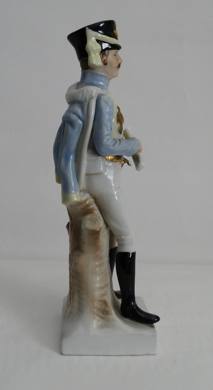 Officier des Chasseurs, vue intégrale de droite.