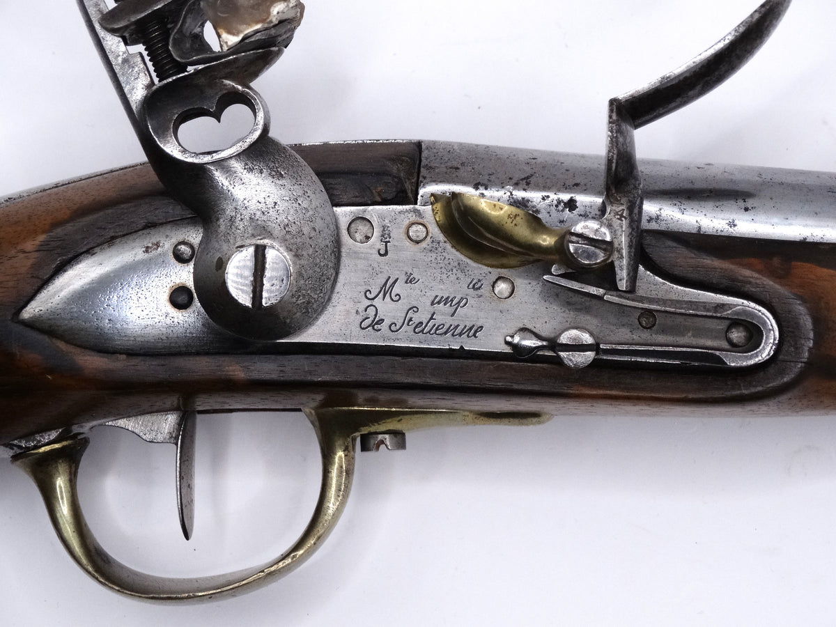Pistolet An XIII Saint-Étienne 1811 | Pistolet réglementaire Premier Empire.
Zoom sur platine..