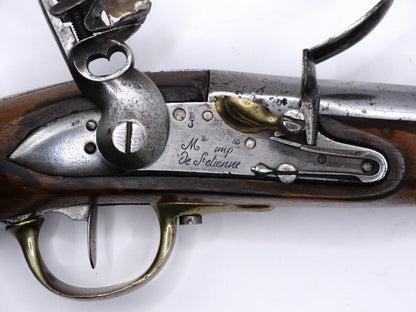 Pistolet An XIII Saint-Étienne 1811 | Pistolet réglementaire Premier Empire.
Zoom sur platine..