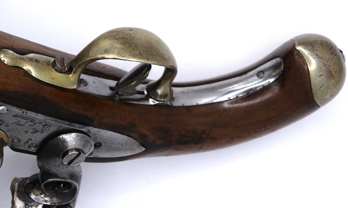 Pistolet An XIII Saint-Étienne 1811 | Pistolet réglementaire Premier Empire.
Zoom sur poinçon H et dessous de crosse
