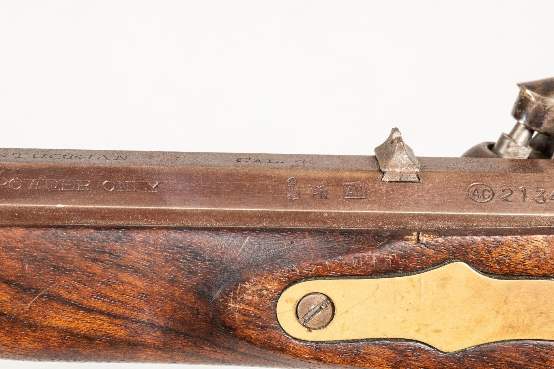 Pistolet_Kentucky_Moderne_Replique_fonctionnelle. Zoom sur marquages