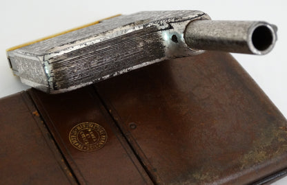 FRANCE. Luxury submachine gun with original cigar case.