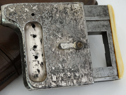 FRANCE. Luxury submachine gun with original cigar case.