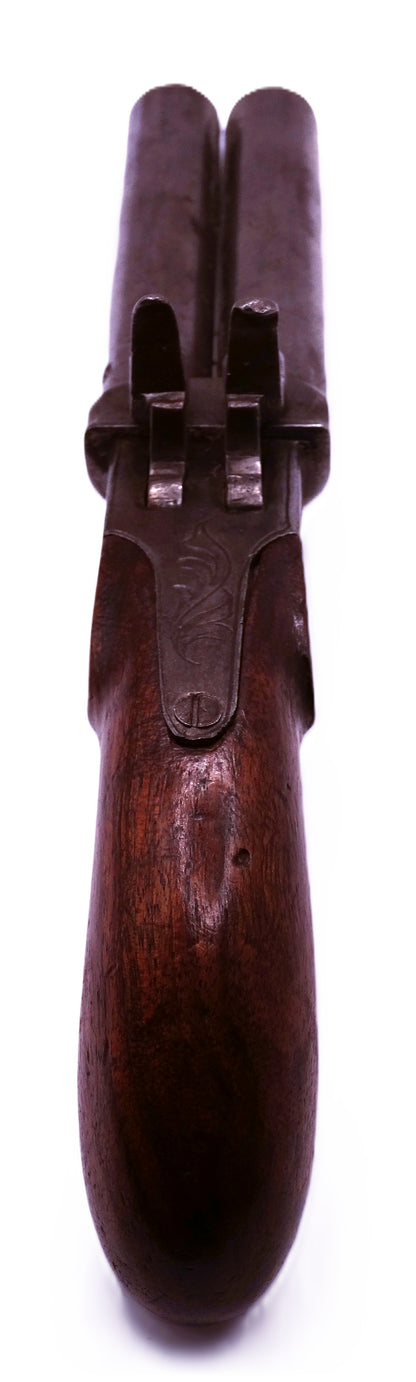 Pistolet coup de poing à percussion double-canon (~ 1860) • Arme de collection. Vue intégral arrière.