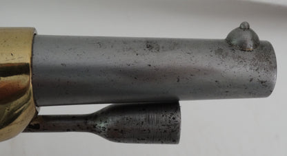 Pistolet de cavalerie Modèle 1816 T bis daté 1821  Transformation réglementaire 1861.
Zoom sur fin de canon et organe de visée.