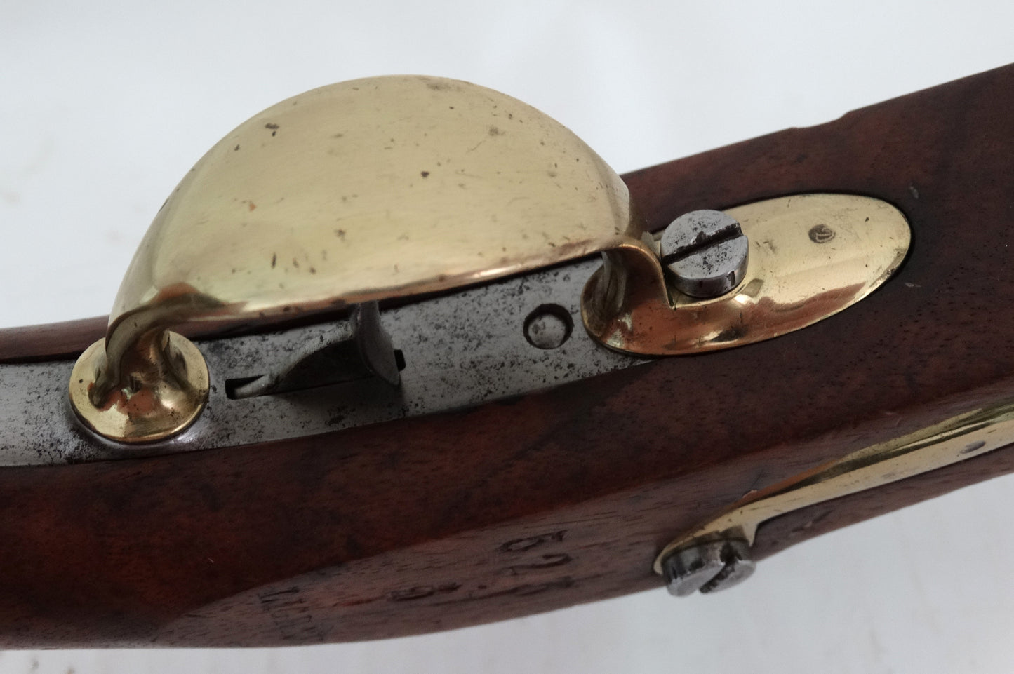 Pistolet de cavalerie Modèle 1816 T bis daté 1821  Transformation réglementaire 1861.
Zoom sur pontet