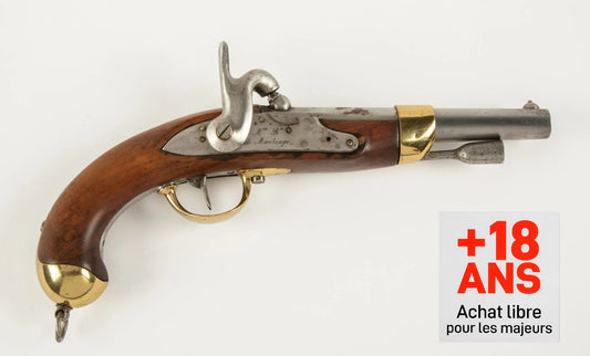 Pistolet de cavalerie Modèle 1816 T bis daté 1821  Transformation réglementaire 1861.
Vue intégrale face A