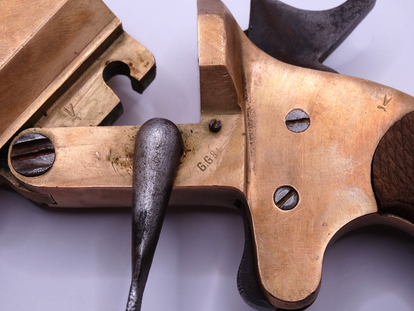 Pistolet lance-fusée Chobert 1917 | GG & Cie Saint-Étienne.
Zoom sur marquages