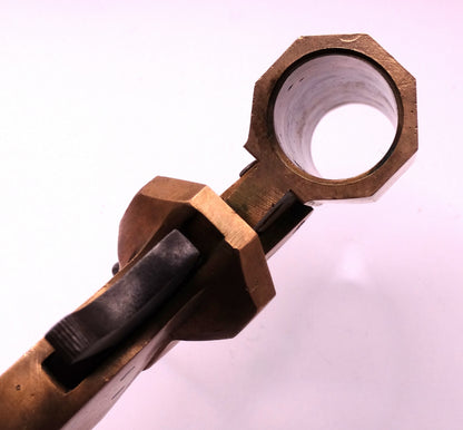 Pistolet lance-fusée Chobert 1917 | GG & Cie Saint-Étienne.
Zoom sur intérieur canon
