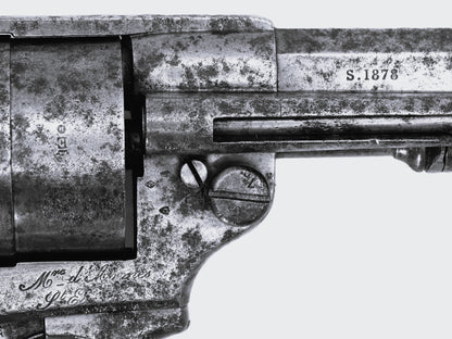 Pistolet réglementaire Chamelot-Delvigne Modèle 1873 – daté 1878 • Arme de collection. Zoom sur multiple poinçons coté droit.