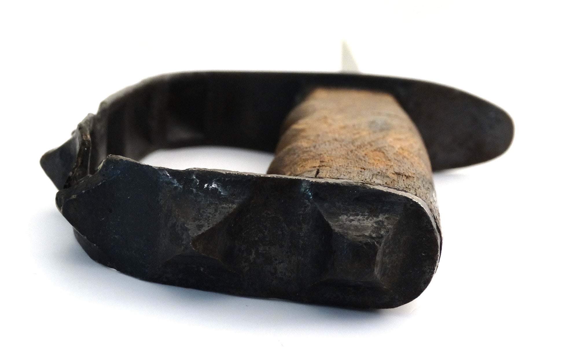 USA. Poignard de tranchée américain M1917 – L.F.&C. (WWI). Vue du dessous.