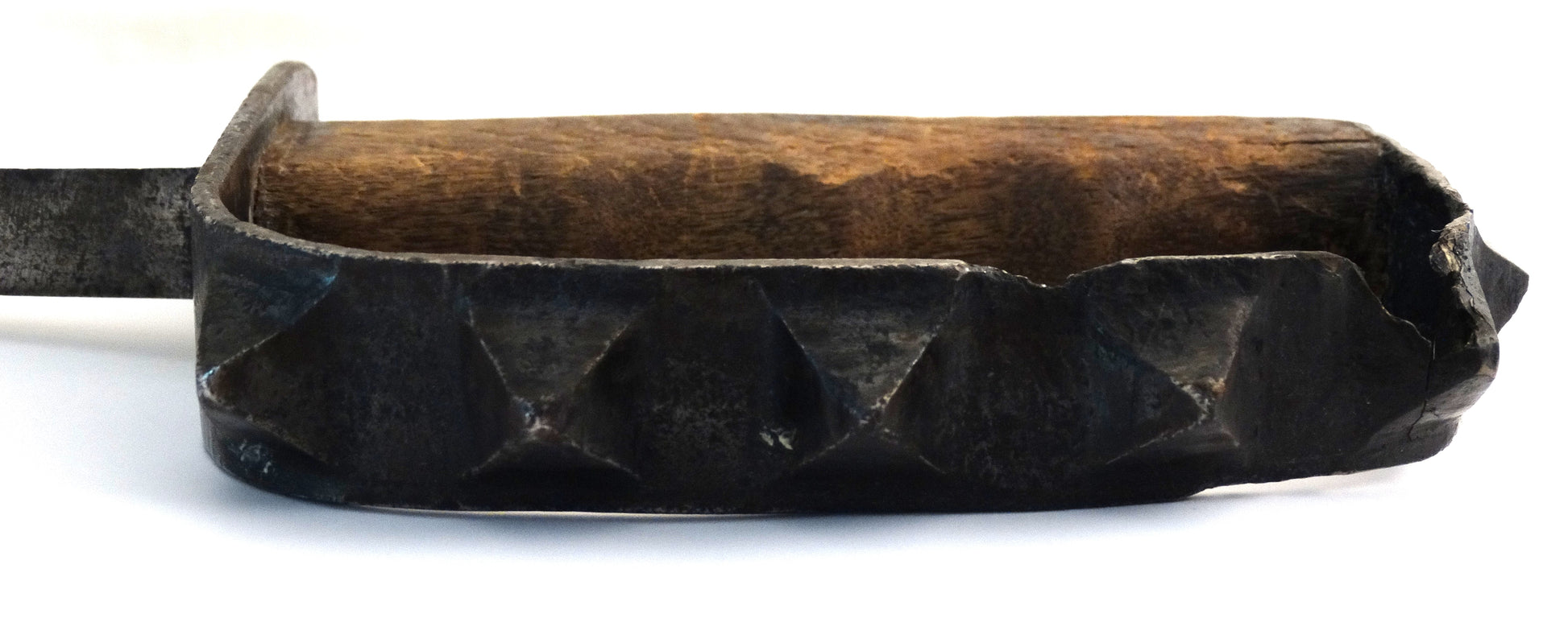 Poignard de tranchée américain M1917. Poing américain vue de face.