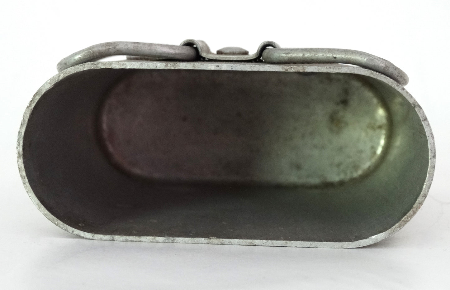 Quart Français Modèle 1935 – Marquage MMT 1943 TOURNUS.
Vue intégrale intérieur.