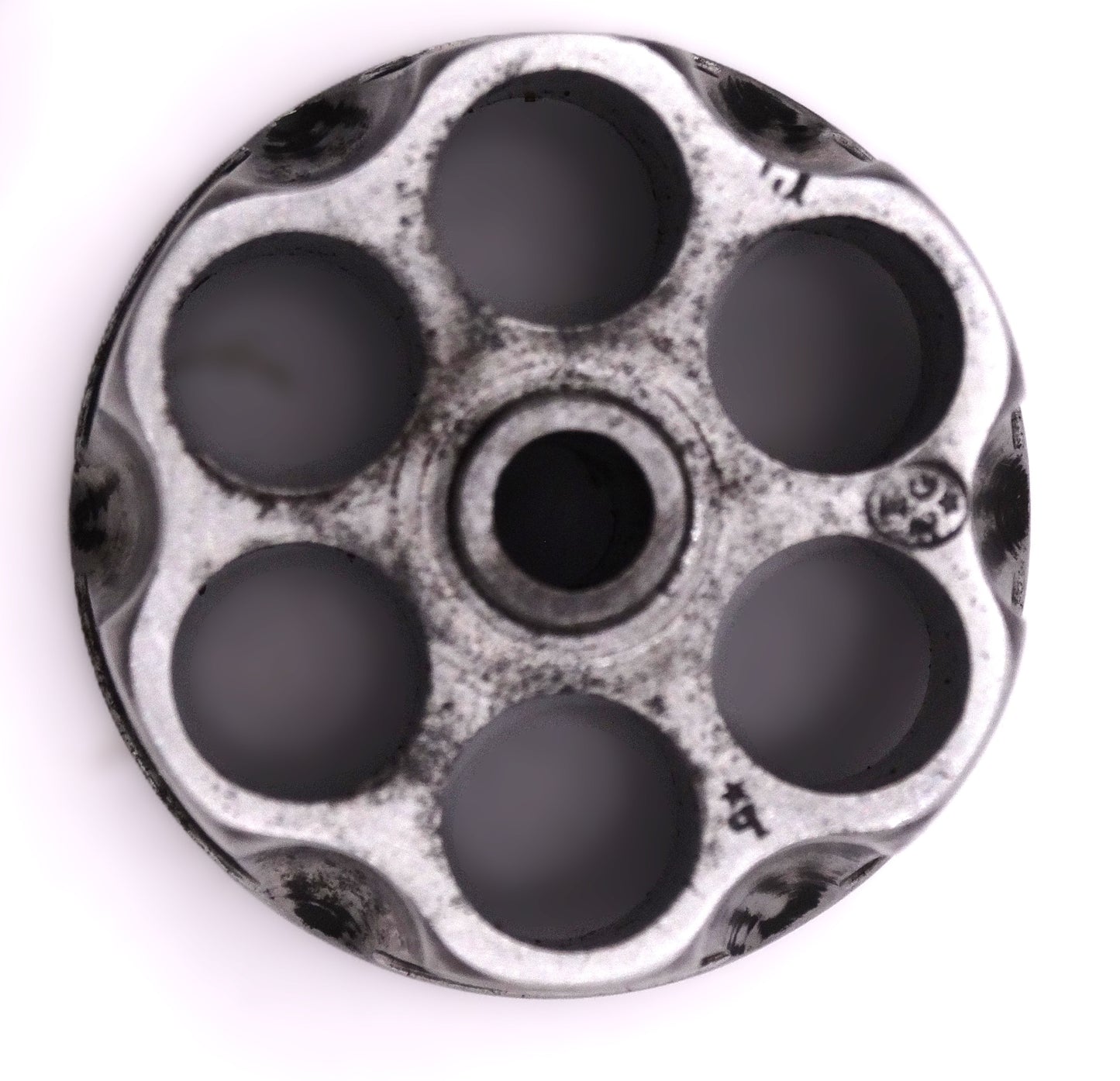 Revolver Chamelot-Delvigne modèle 1874 civil - calibre 11 mm73 - Arme ancienne.
Vue intégrale barillet avec poincons.