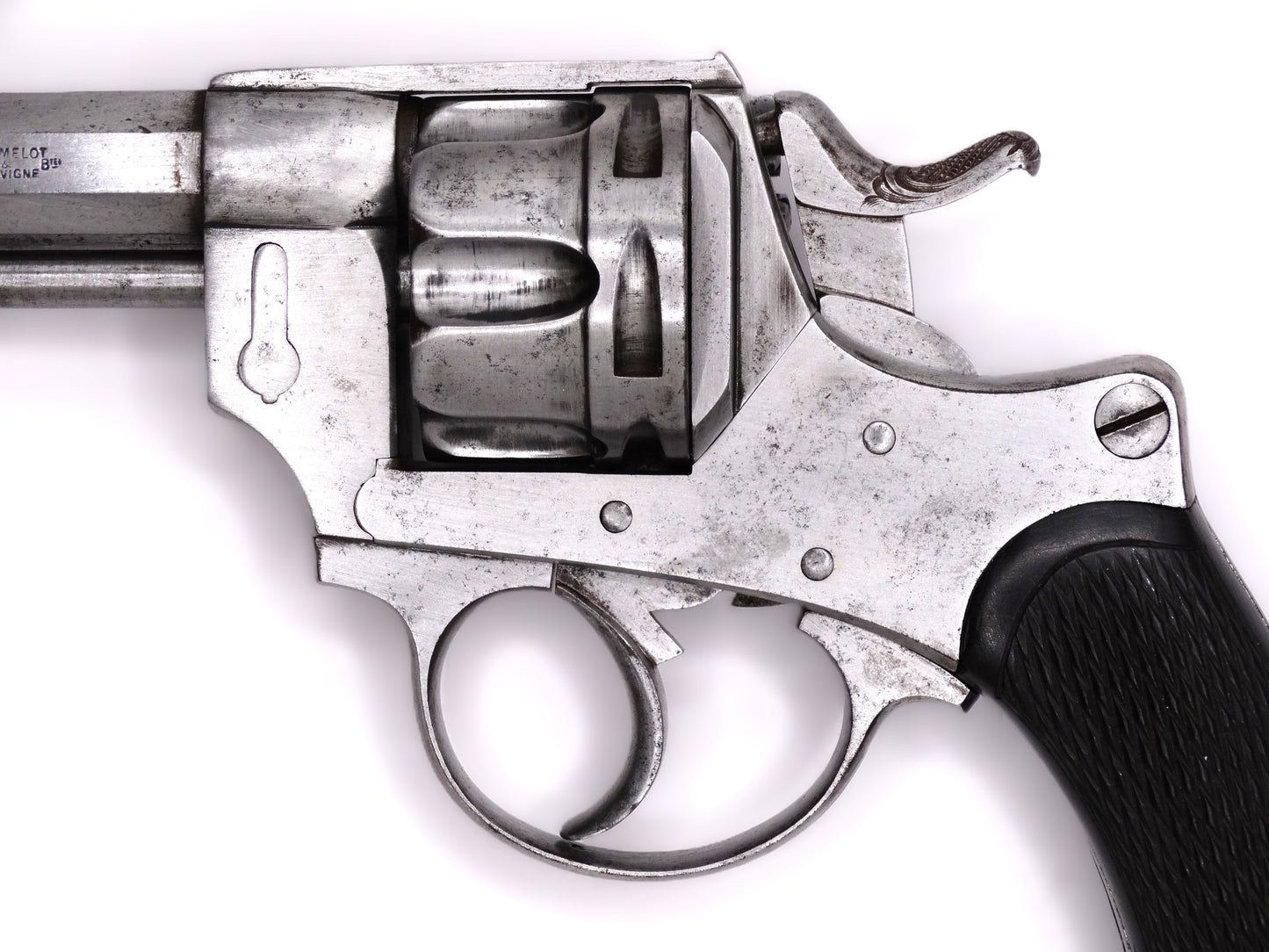 Revolver Chamelot-Delvigne modèle 1874 civil - calibre 11 mm73 - Arme ancienne.
Zoom sur carcasse et barillet coté gauche.